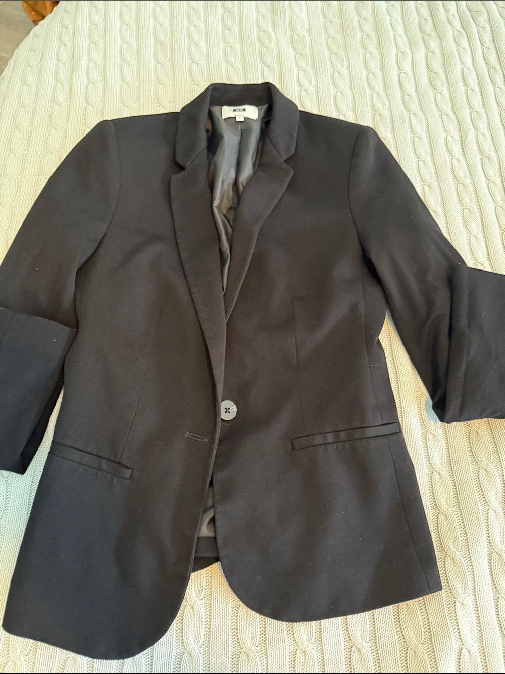 Black Single-Button Blazer - Classic Tailored Style